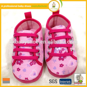 2015 jolie bord de coton imprimé floral en gros chaussures fantaisie pour bébé